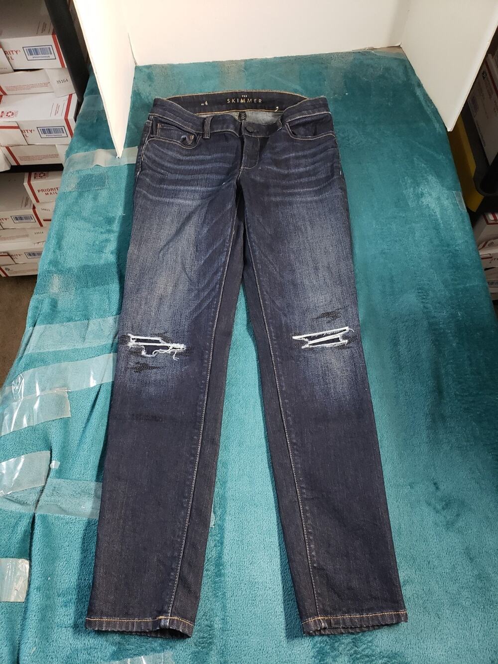 White House Black Market Jeans Size 4 Women Blue Pants Mid Rise Skimmer Ankle